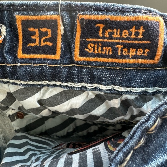 Men’s Rock Revival Jeans - Picture 6 of 6